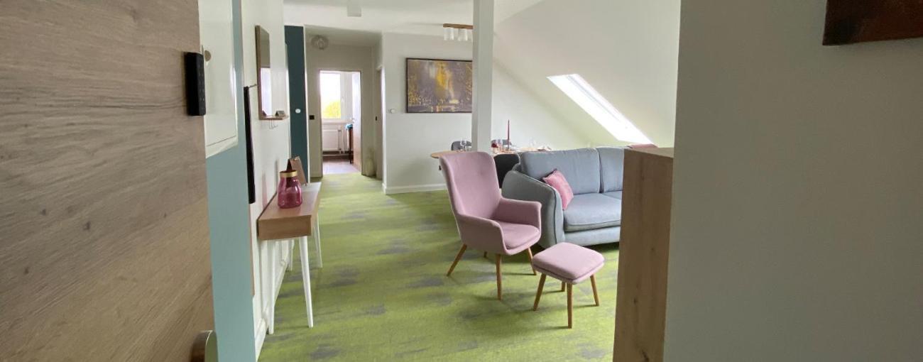 Besotel Mettmann-Schicke Fewo Oder Apartments Naehe Golfplatz Gruiten Und Neandertal Mit Glasfaser Wlan Und Parkplatz-Viele Schlafzimmer Mit Bad En Suite Εξωτερικό φωτογραφία