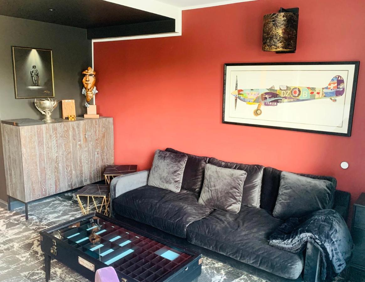 Besotel Mettmann-Schicke Fewo Oder Apartments Naehe Golfplatz Gruiten Und Neandertal Mit Glasfaser Wlan Und Parkplatz-Viele Schlafzimmer Mit Bad En Suite Εξωτερικό φωτογραφία