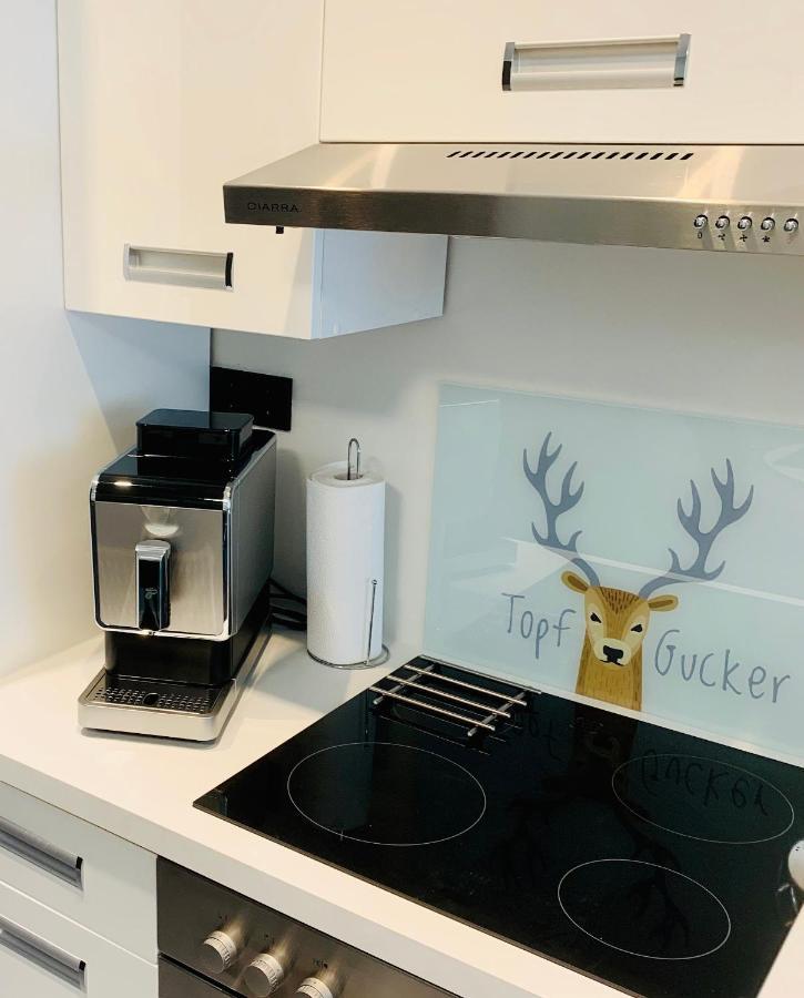 Besotel Mettmann-Schicke Fewo Oder Apartments Naehe Golfplatz Gruiten Und Neandertal Mit Glasfaser Wlan Und Parkplatz-Viele Schlafzimmer Mit Bad En Suite Εξωτερικό φωτογραφία