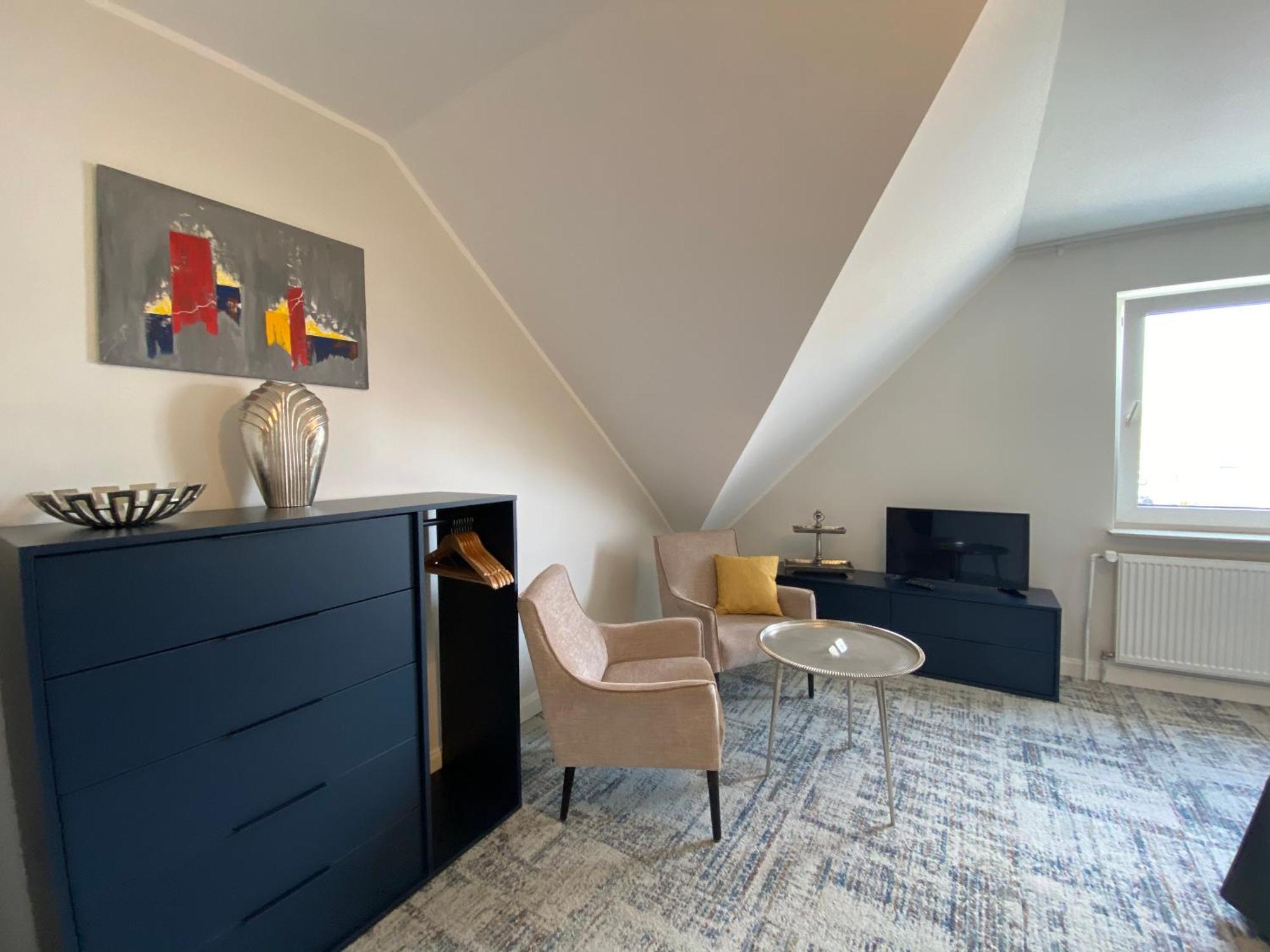 Besotel Mettmann-Schicke Fewo Oder Apartments Naehe Golfplatz Gruiten Und Neandertal Mit Glasfaser Wlan Und Parkplatz-Viele Schlafzimmer Mit Bad En Suite Εξωτερικό φωτογραφία