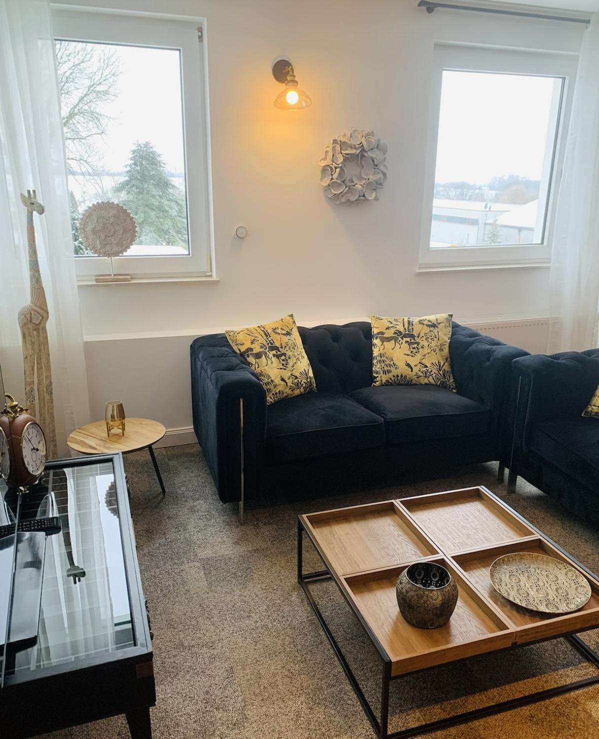 Besotel Mettmann-Schicke Fewo Oder Apartments Naehe Golfplatz Gruiten Und Neandertal Mit Glasfaser Wlan Und Parkplatz-Viele Schlafzimmer Mit Bad En Suite Εξωτερικό φωτογραφία
